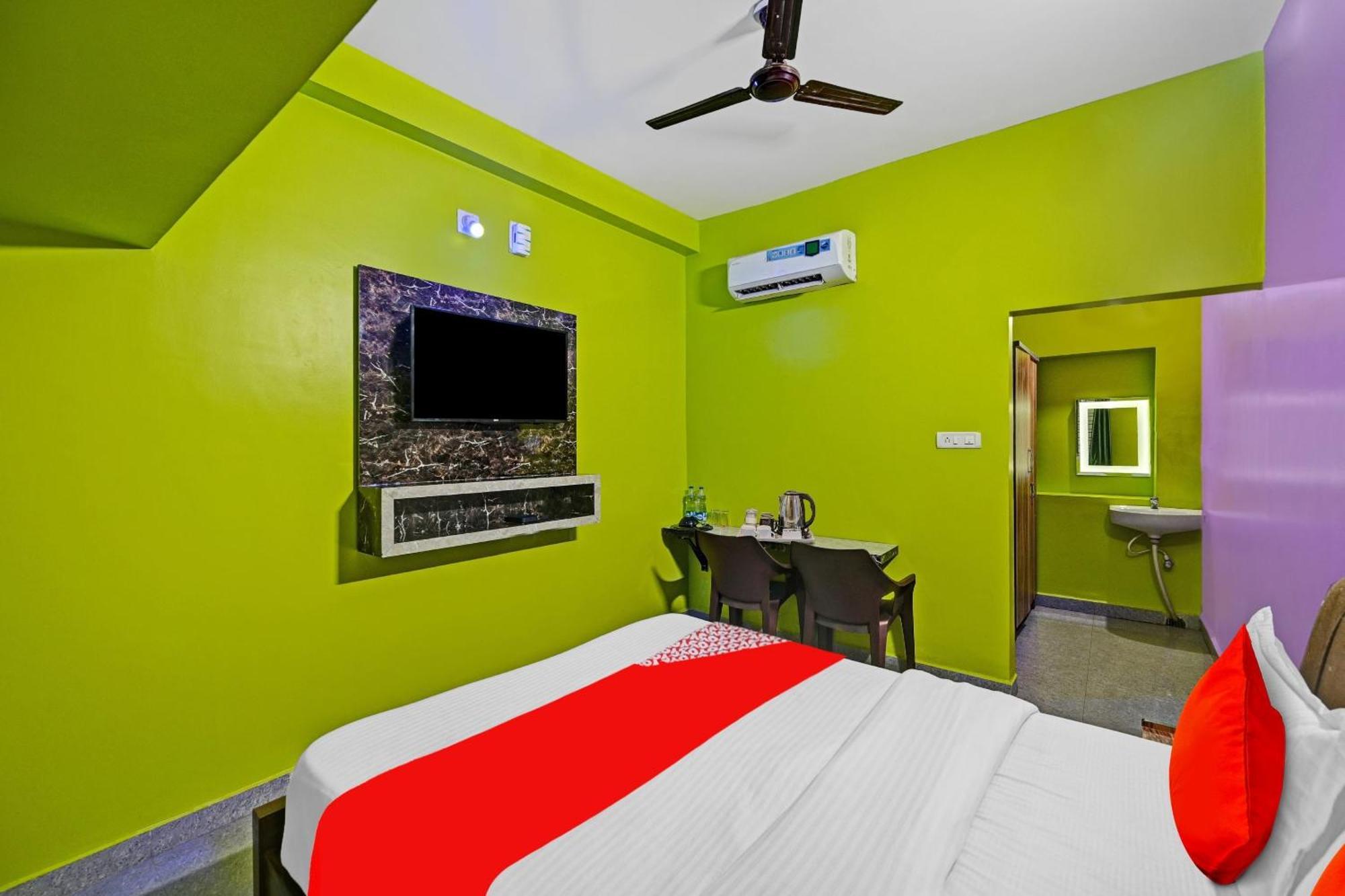 Hotel O Comfort Zone Khandagiri Exterior photo